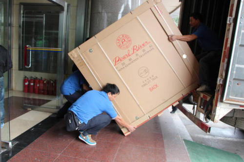 江阴钢琴贵重工艺品无忧运
